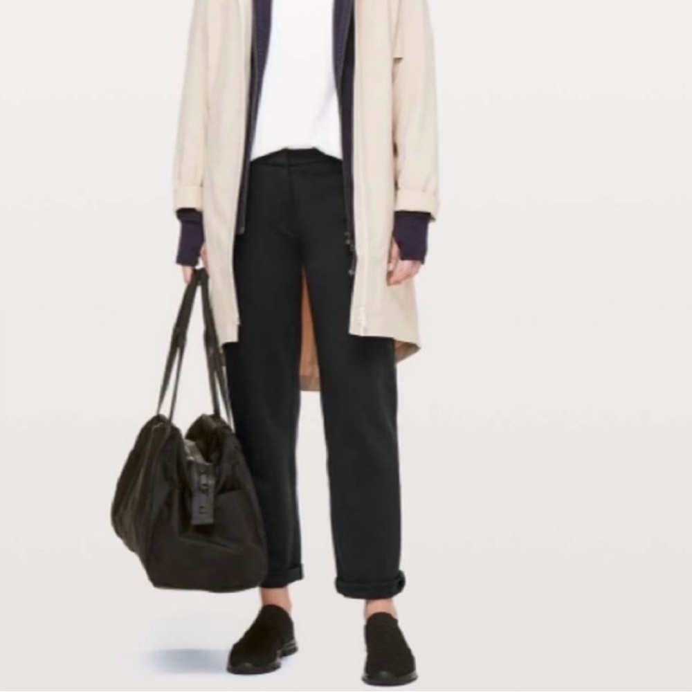 lululemon on the move athletica Black Straight Leg Pants